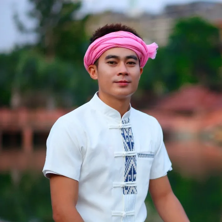 《想念勐罕姑娘》& 岩迈拍